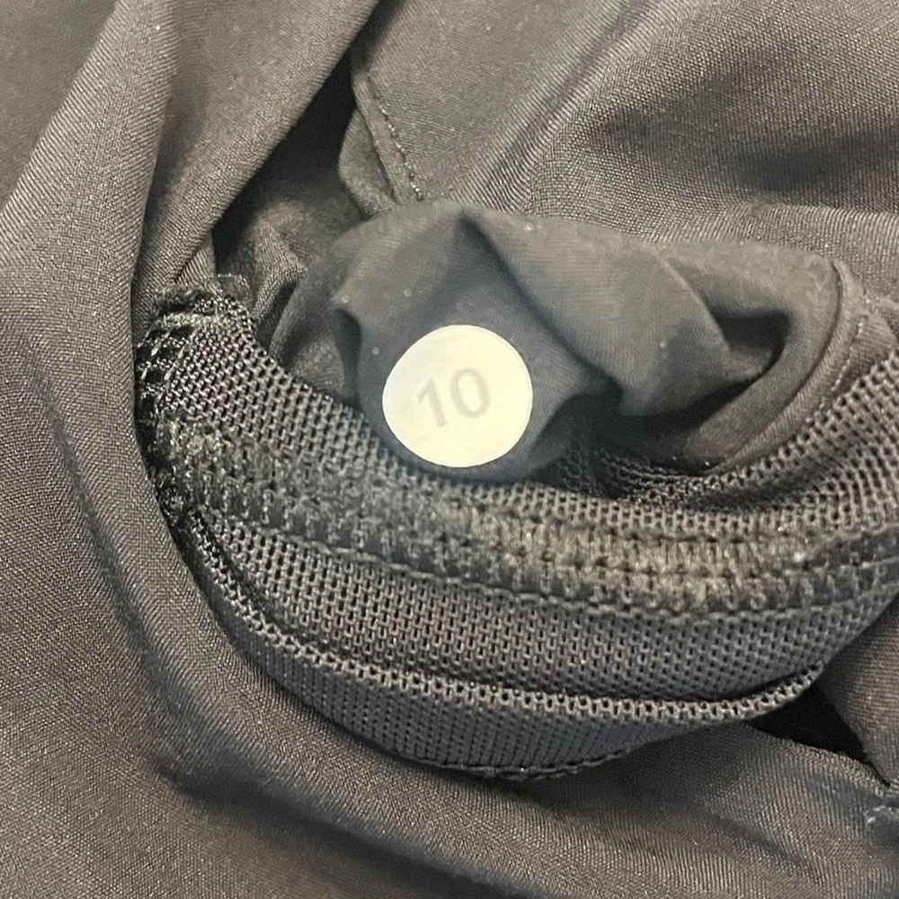 Lululemon &go Keepsake Jogger Pant Black Elastic Pleated Front Size 10